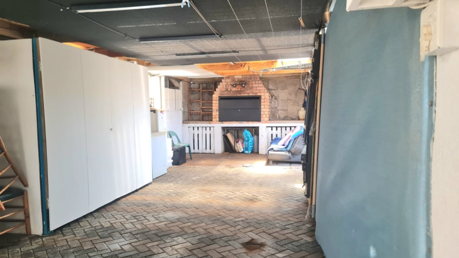 To Let 2 Bedroom Property for Rent in Greenfield Western Cape